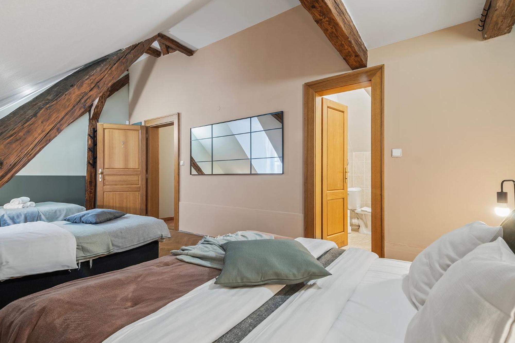 Charles Bridge Historical Apts By Michal&Friends Prag Exterior foto
