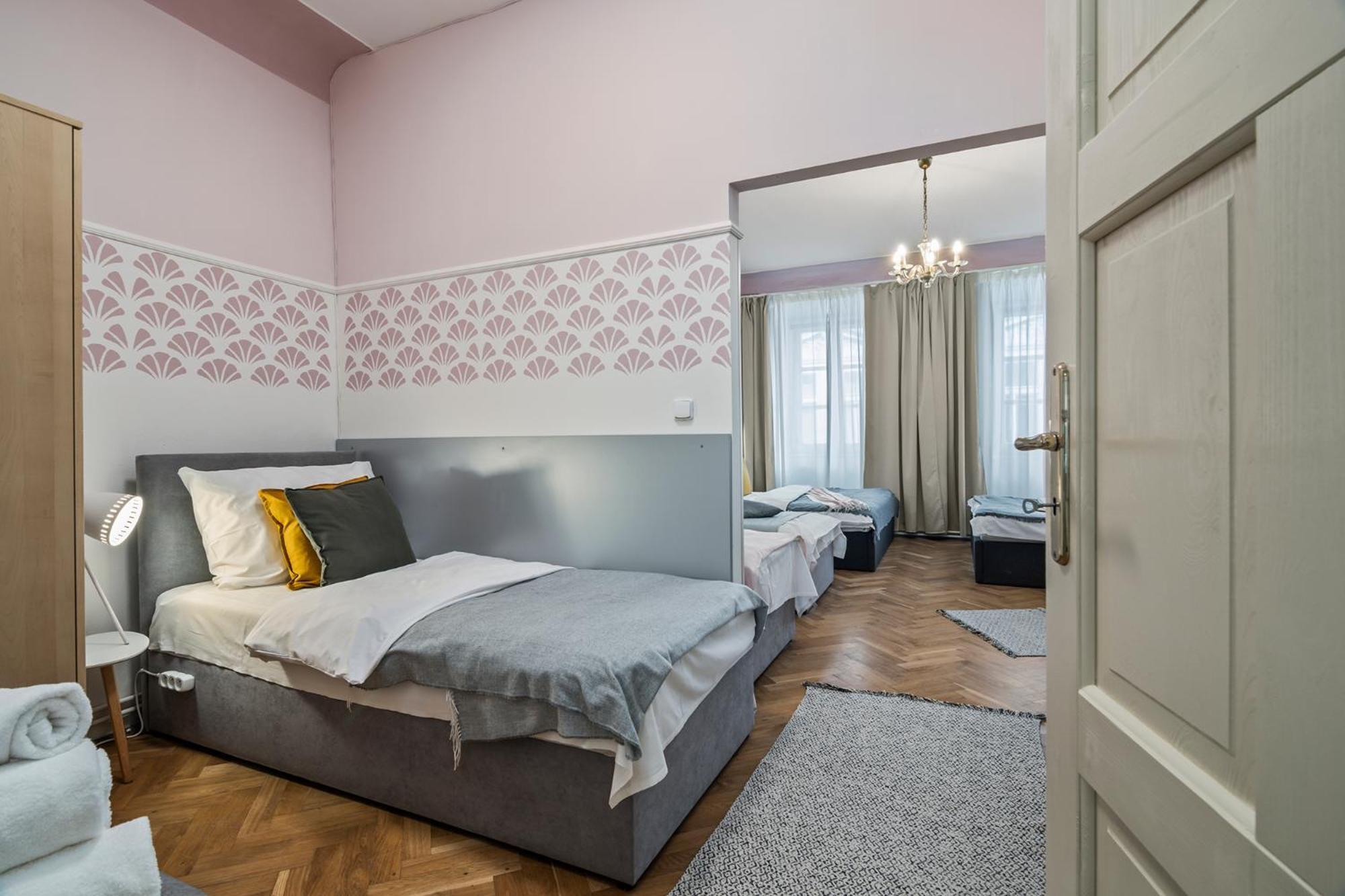 Charles Bridge Historical Apts By Michal&Friends Prag Exterior foto