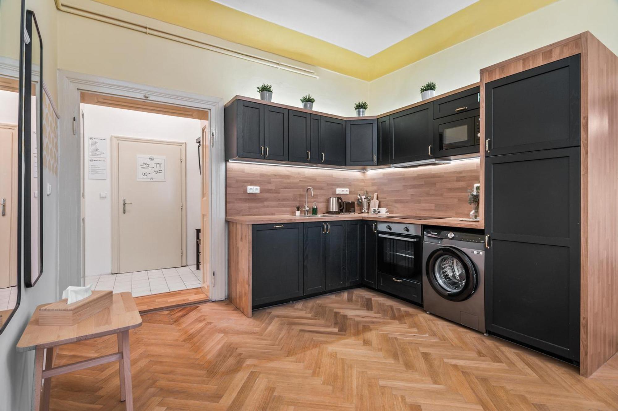 Charles Bridge Historical Apts By Michal&Friends Prag Exterior foto